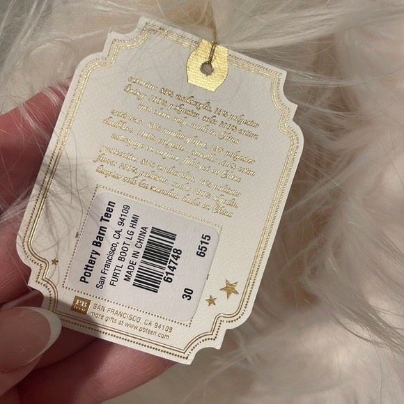 White Faux Fur booties - Picture 4 of 6